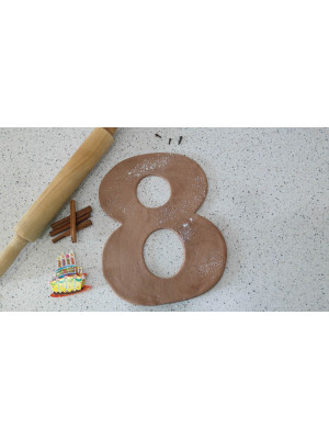 Вырубка цифра "8" из набора №3